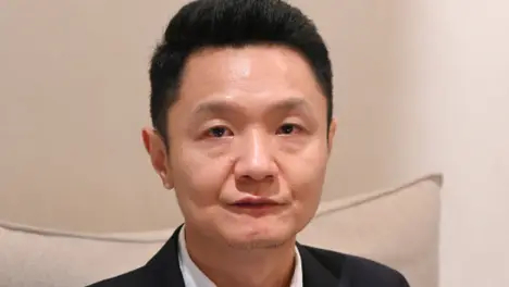 S15总决赛:老将新秀年龄结构对决,战术风格碰撞看点十足 S15总决赛:老将新秀年龄结构对决,战术风格碰撞看点十足